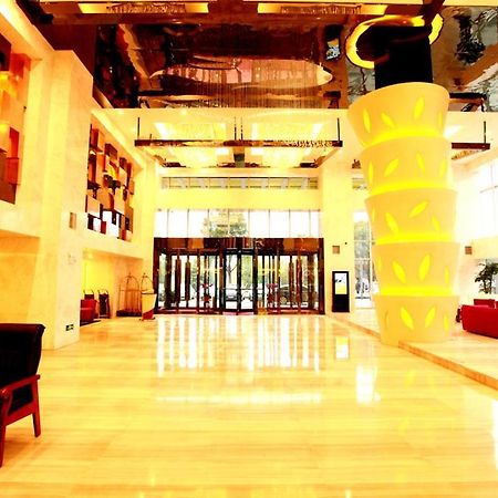Wuhan New Beacon Jinyinhu International Hotel Extérieur photo