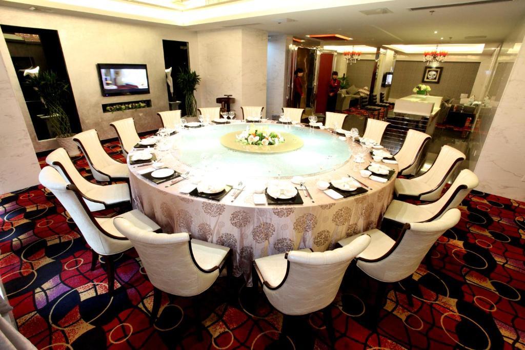 Wuhan New Beacon Jinyinhu International Hotel Extérieur photo